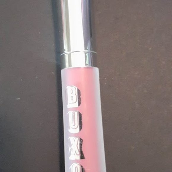 Best selling lip gloss - Picture 4 of 5